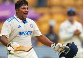 सरफराज खान नहीं आग हैं… रणजी ट्रॉफी में ठोकी डबल सेंचुरी, फिर खटखटा रहे टीम इंडिया का दरवाजा